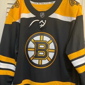 NWT official Fanatics Bruins Breakaway player home jersey size extra large